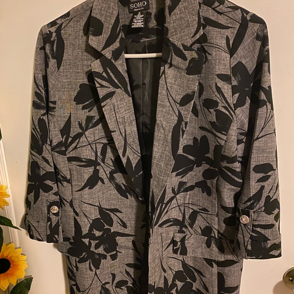 SOHO Black and Gray Floral Blazer